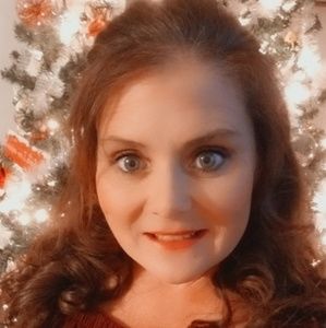 Meet your Posher, Kari